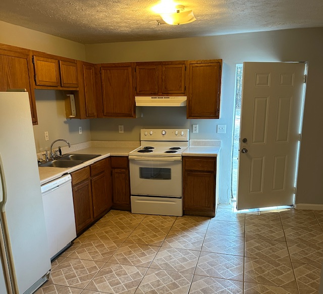 1769 Teamon Road - B